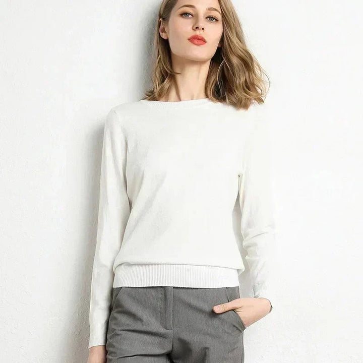 Brooke Slim Pullover | Women's Cozy O-Neck Sweater