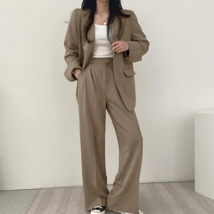 Chic Women's Suit Set | Blazer and High-Waisted Trousers