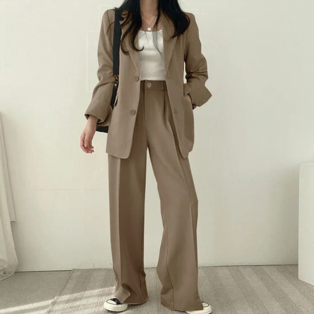 Chic Women's Suit Set | Blazer and High-Waisted Trousers