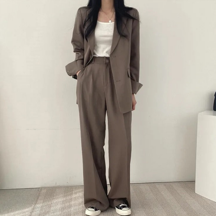 Chic Women's Suit Set | Blazer and High-Waisted Trousers