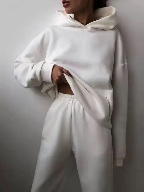 Comfortable Hoodie and Sweatpants Set | Fashion Apparel