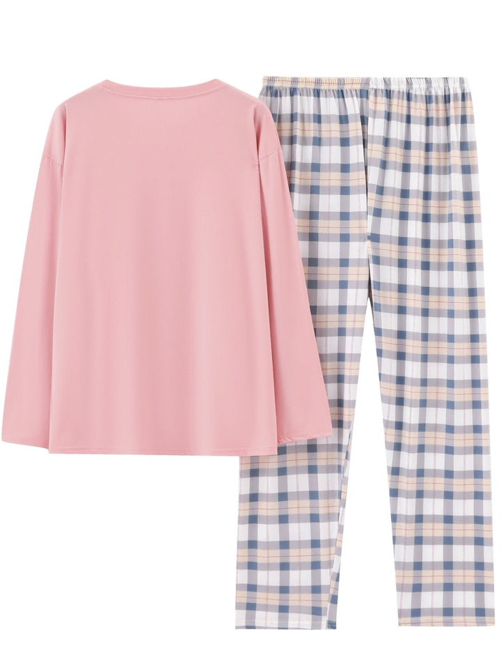 Cozy Elegance | Women's Pajama Set with Checkered Print