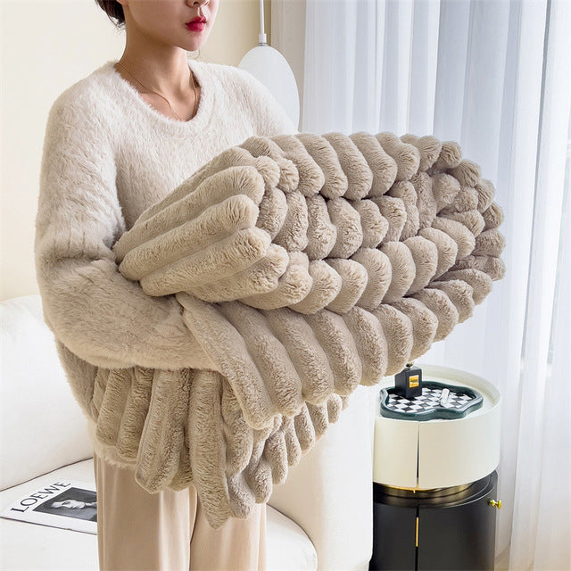FluffyDreams | Luxury Faux Fur Blanket 50x60 Inches