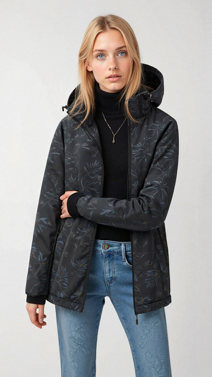 Lightweight Waterproof Rain Jacket | Outdoor Jacket for Women