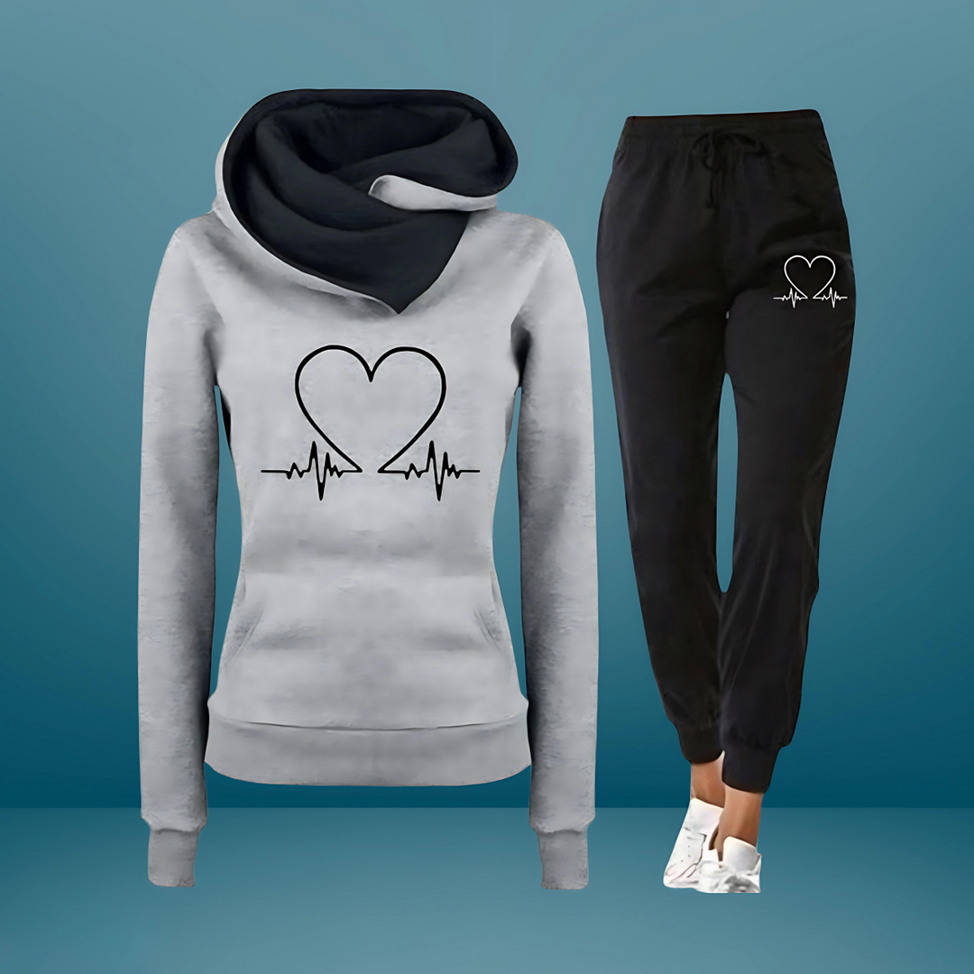 LovePulse Ensemble | Cozy Tracksuit with Heartbeat Design