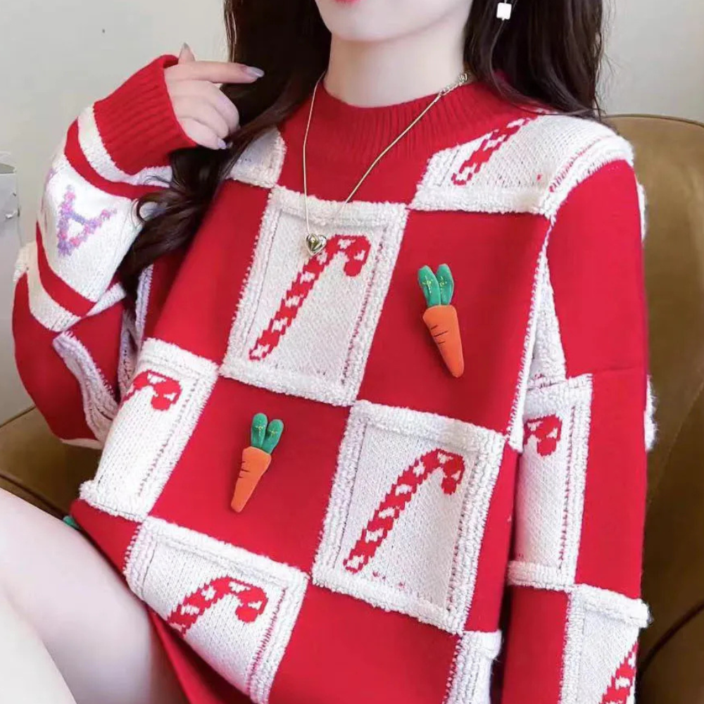 Oversized Women's Sweater | Festive Holiday Apparel