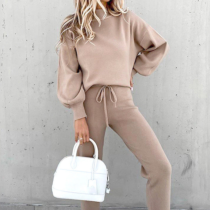 Soft Leisure Suit | Cozy Turtleneck and Balloon Sleeves