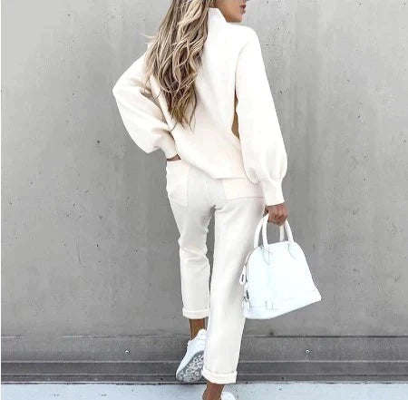 Soft Leisure Suit | Cozy Turtleneck and Balloon Sleeves