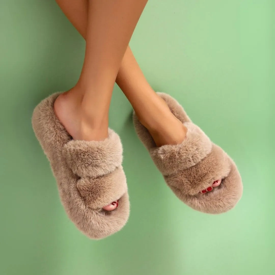 Soft Mohnblatt Scale Women's Slippers | Comfortable Footwear 2