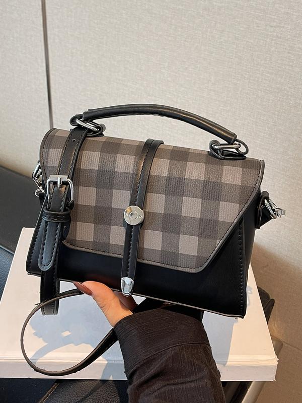 Trendy Contrast Stitching Shoulder Bag | Stylish Women's Accessory