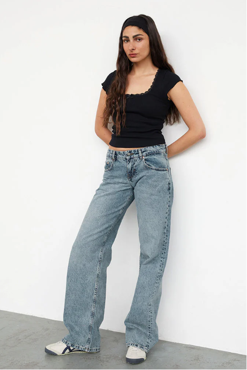 Women's Low Rise Jeans | Stylish Denim Fit